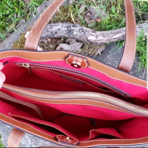 Dooney & Bourke Medium Shopper - Picture 3 of 6